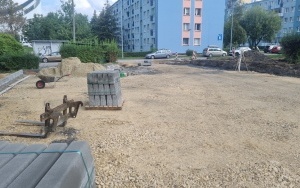 Budowa miejsc postojowych w rejonie ul. Armii Krajowej w Knurowie (7)