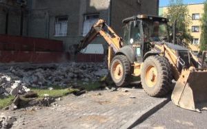 Prace wyburzeniowe i rozbiórkowe budynku Urzędu Miasta Knurów