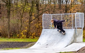 Skate Park na Knurowskich Błoniach (18)