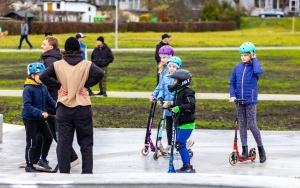 Skate Park na Knurowskich Błoniach (15)