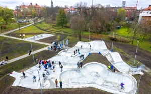 Skate Park na Knurowskich Błoniach (8)