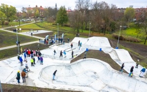 Skate Park na Knurowskich Błoniach (9)